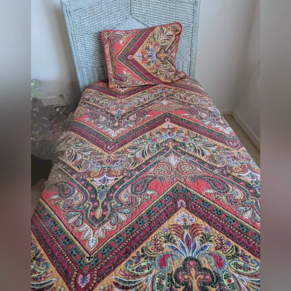 BOHO Colorful Paisley quilt bedspread twin size and pillow sham, Baltic Linen Co
